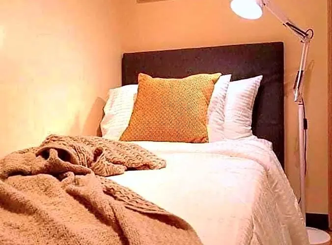 호텔 The Lancris Residences, 2 Bedrooms, Bathroom, Living Room, Kitchen And Community Pool